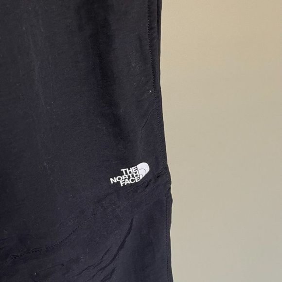The North Face Paramount 3.0 black convertible pants shorts hiking - Picture 4 of 9